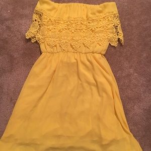 Gianni Bini yellow strapless dress